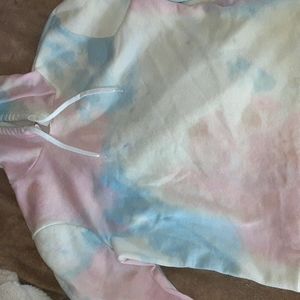 Bobbie&brooks pastel tie dye hoodie. Size L fits like M.